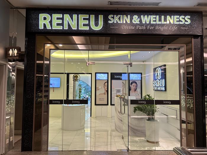 Entrance to a RENEU Skin & Wellness outlet