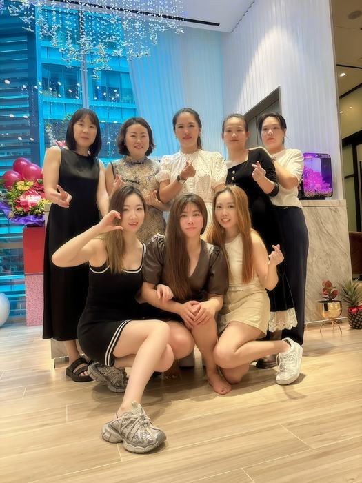 RENEU therapists and management